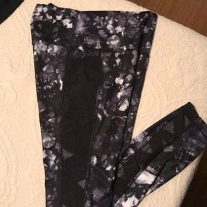 Lululemon workout leggings